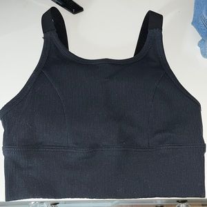 Black and White Aerie offline